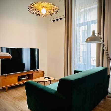 Duplex-Ceiling Height 1,9M-Free Private Parking-Self Check In !! Duplex Climatise-Hauteur Sous Plafond 1,9M-Parking Prive Gratuit-Arrivee Autonome !! Avignon Exterior foto